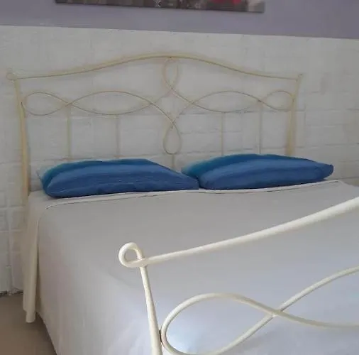 Villino Celeste Fronte Ferienhaus