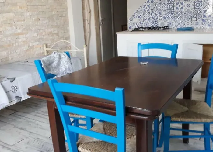 Villino Celeste Fronte Ferienhaus Torre Lapillo