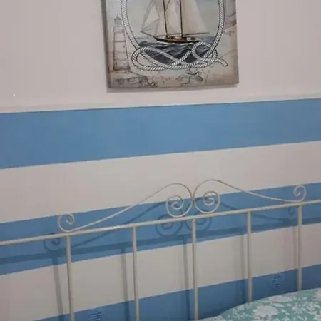 Villino Celeste Fronte Casa vacanze *
