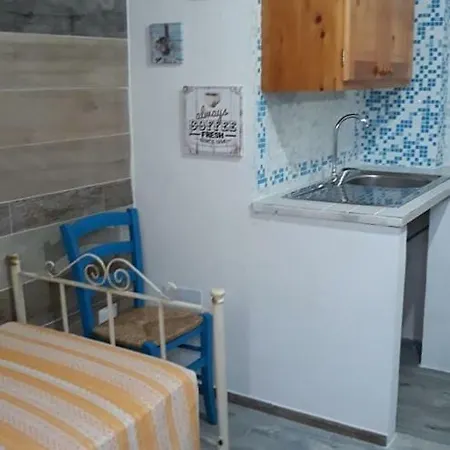 Villino Celeste Fronte Holiday home *