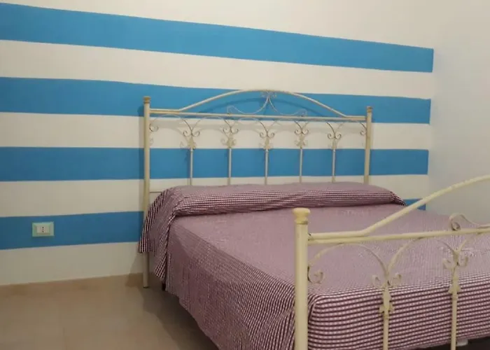 בית נופש Villino Celeste Fronte טורה לפילו